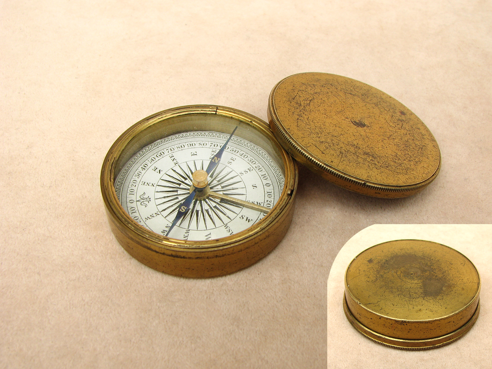 Victorian brass cased travellers pocket compass, circa 1860